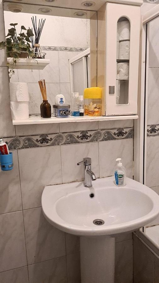 Lovely Room For Rent Odivelas  Dış mekan fotoğraf