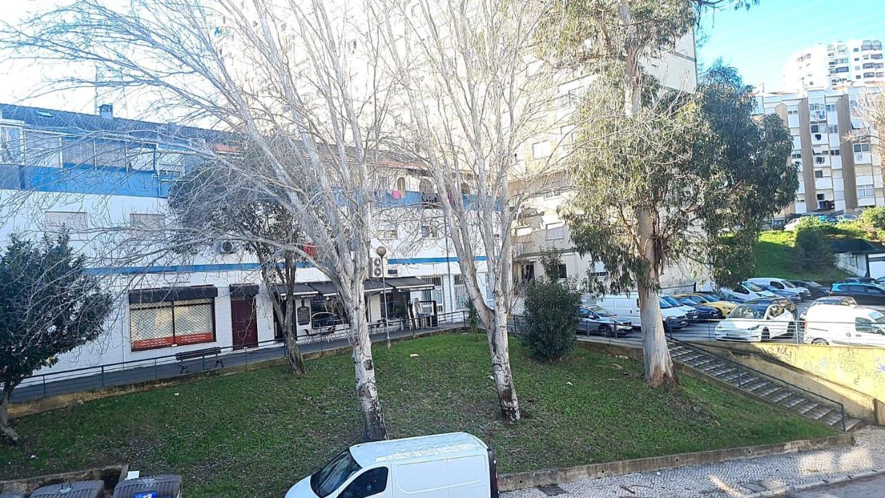 Lovely Room For Rent Odivelas  Dış mekan fotoğraf